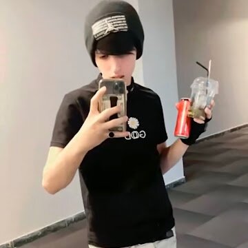 صورة الملف الشخصي لـ iv xz